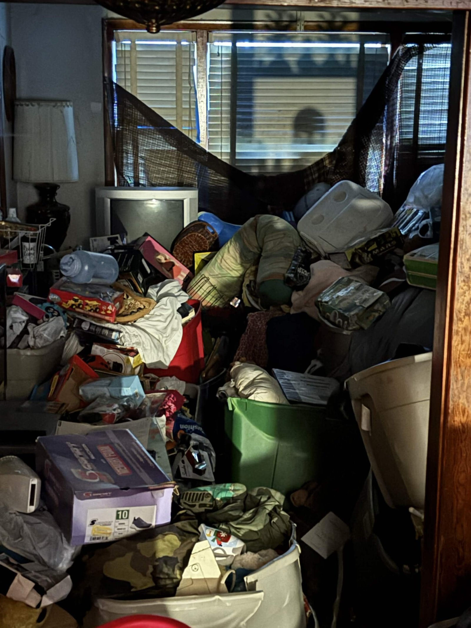 hoarder house